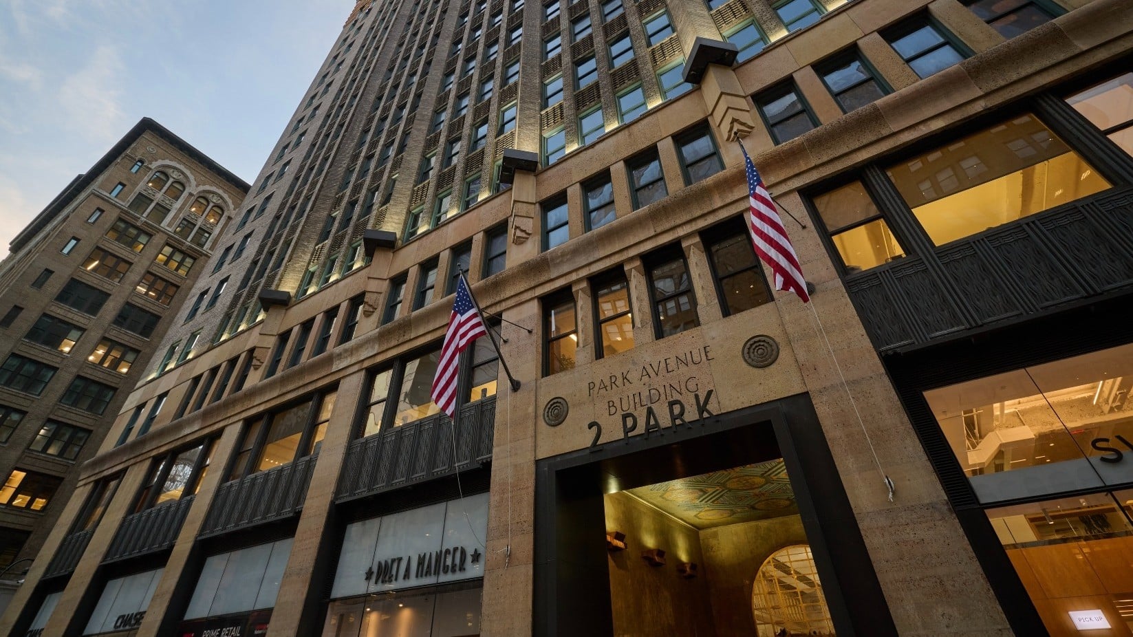 2 Park Avenue Signs 165K SF of Office Leases