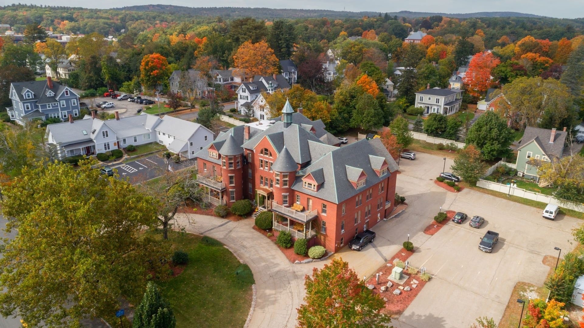 JLL Closes Sale of Boutique Hotel in New Hampshire Capital City