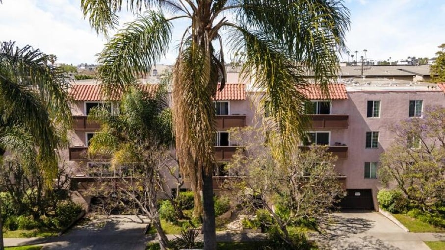45-Unit Garden Apartment Property Trades in LA’s Palms Neighborhood