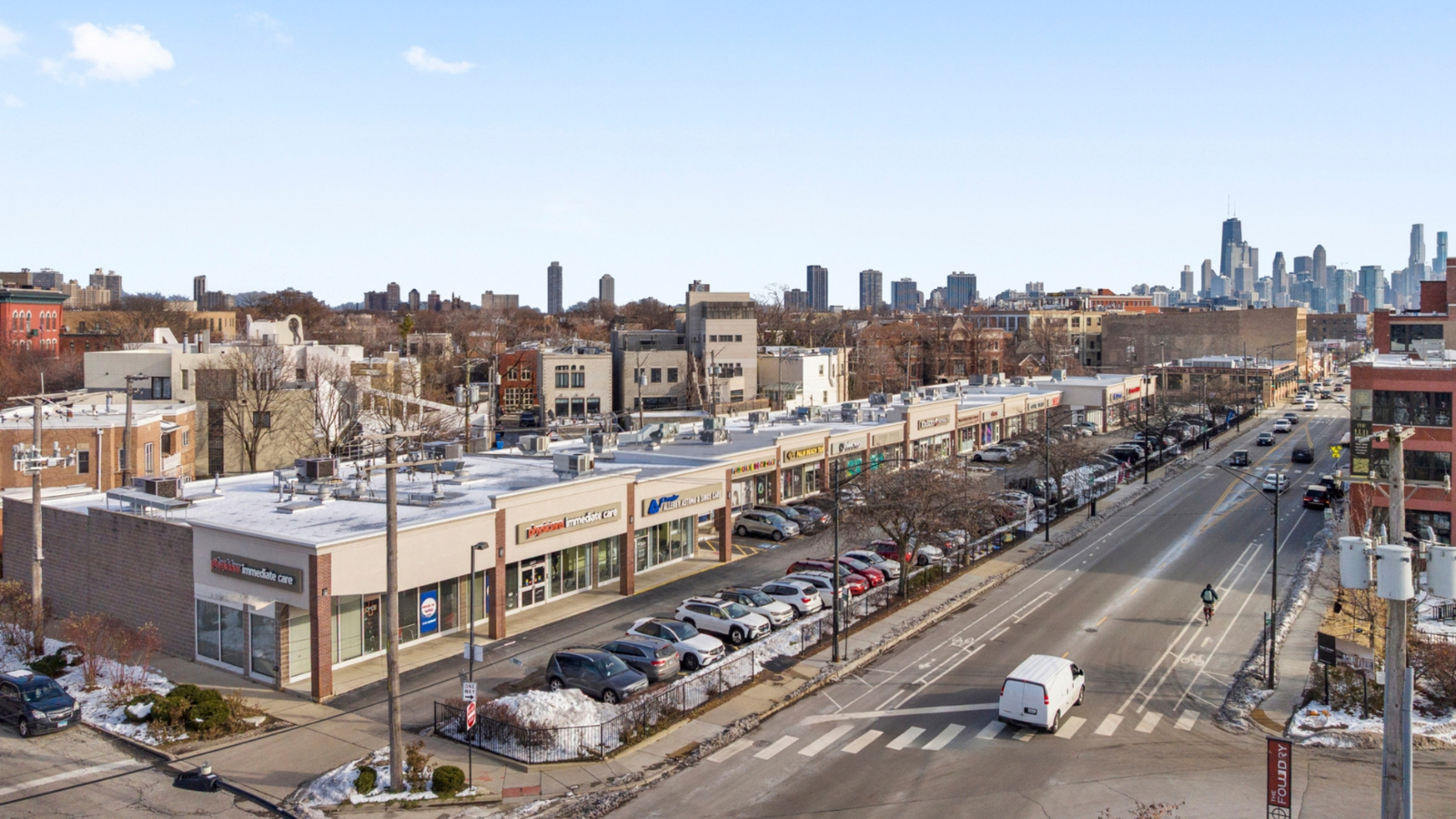 JLL Arranges Sale of Lincoln Park Retail Center to Curbline Properties