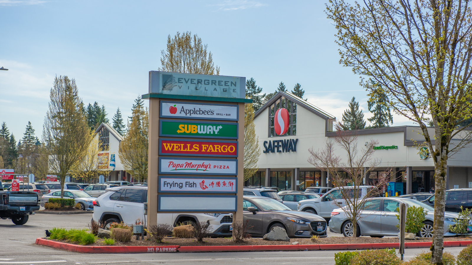 First Washington Realty Expands PNW Presence, Acquires Evergreen Village