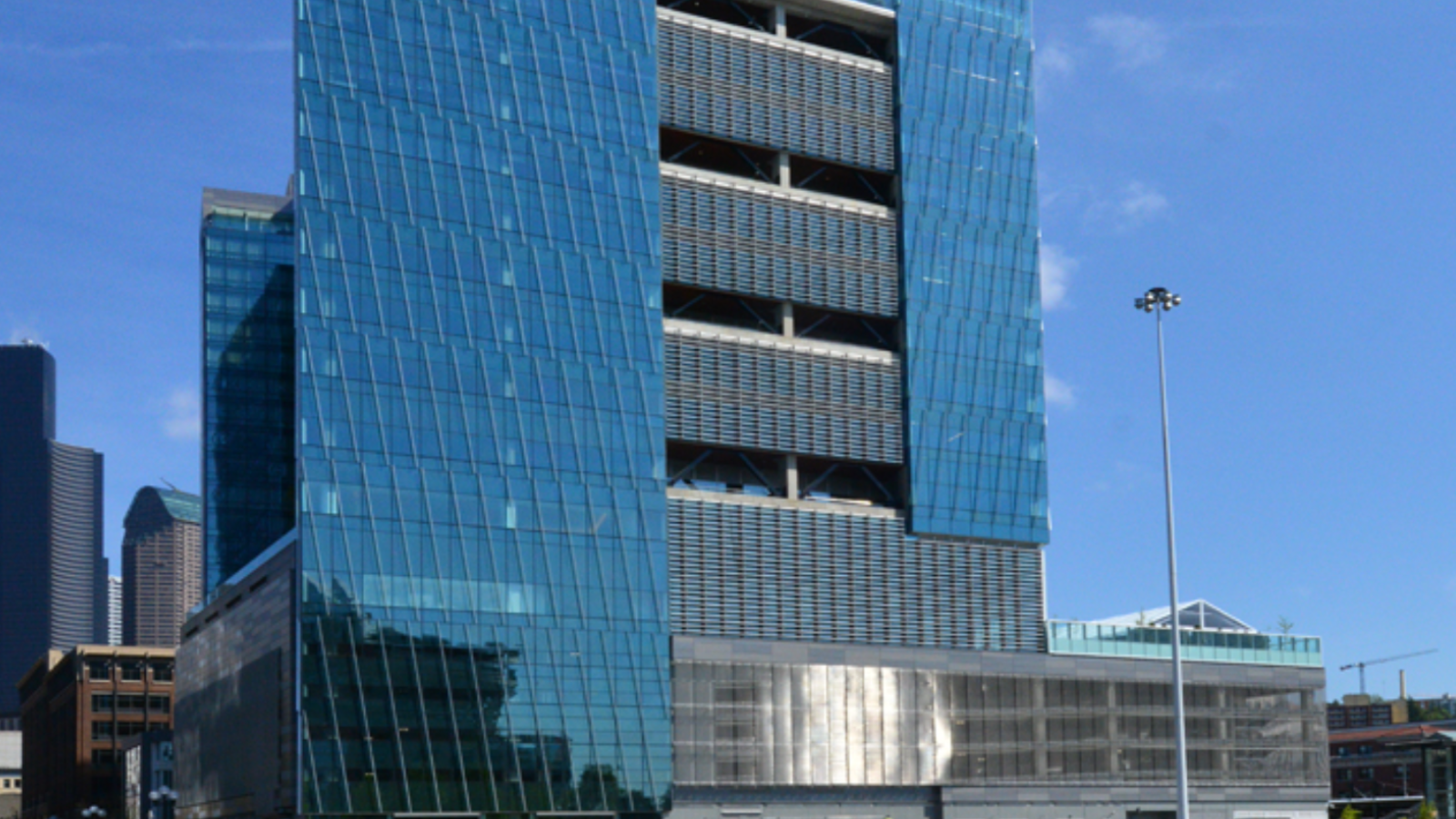 Cushman & Wakefield Arranges $107M Refinancing for Seattle MXU Property