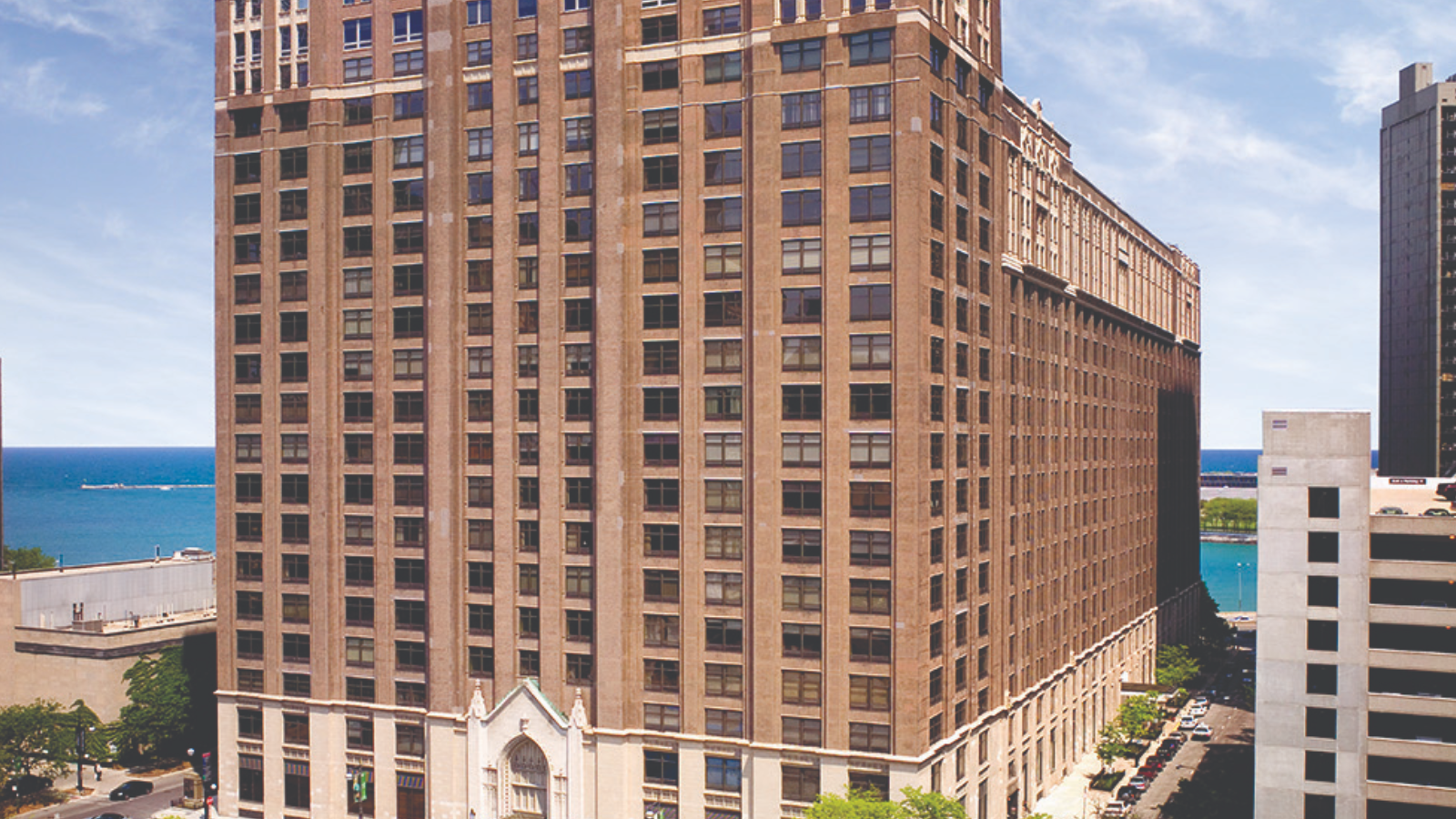 Transwestern Signs New Grocer Lease at 680 North Lake Shore Drive