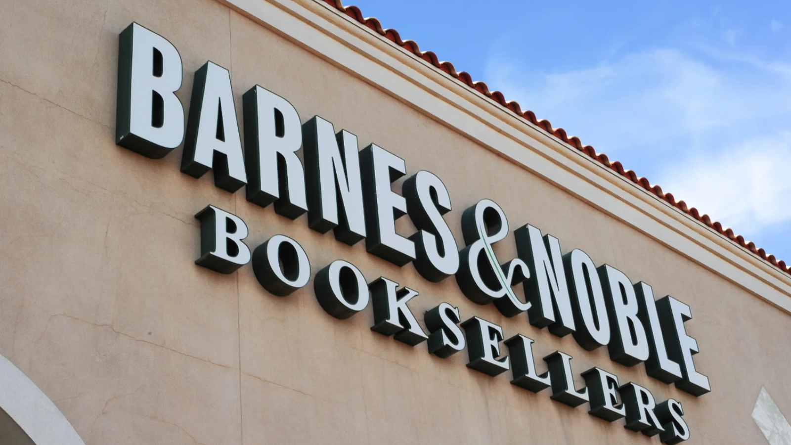 Barnes & Noble Opens New Store in Chicago