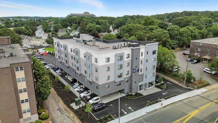 Beat Unit Marcus & Millichap Sells The Willard, 30-Unit Quincy Luxury Apartments ...