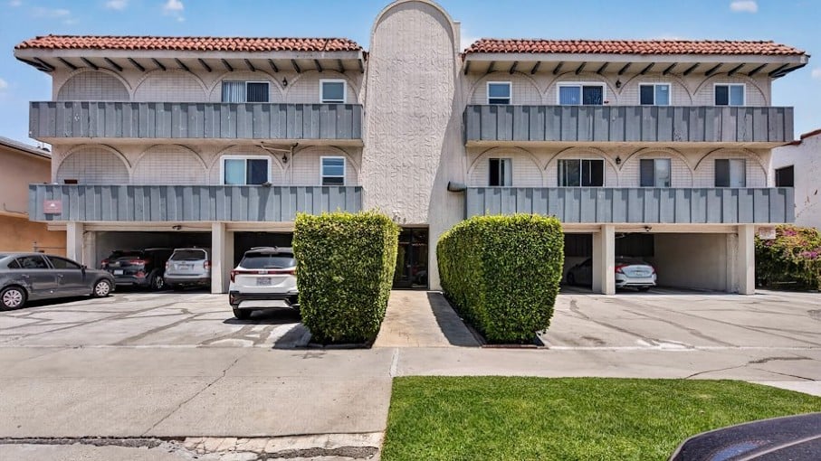 Local Owner-Operator Snags Pico-Robertson Apartment Property
