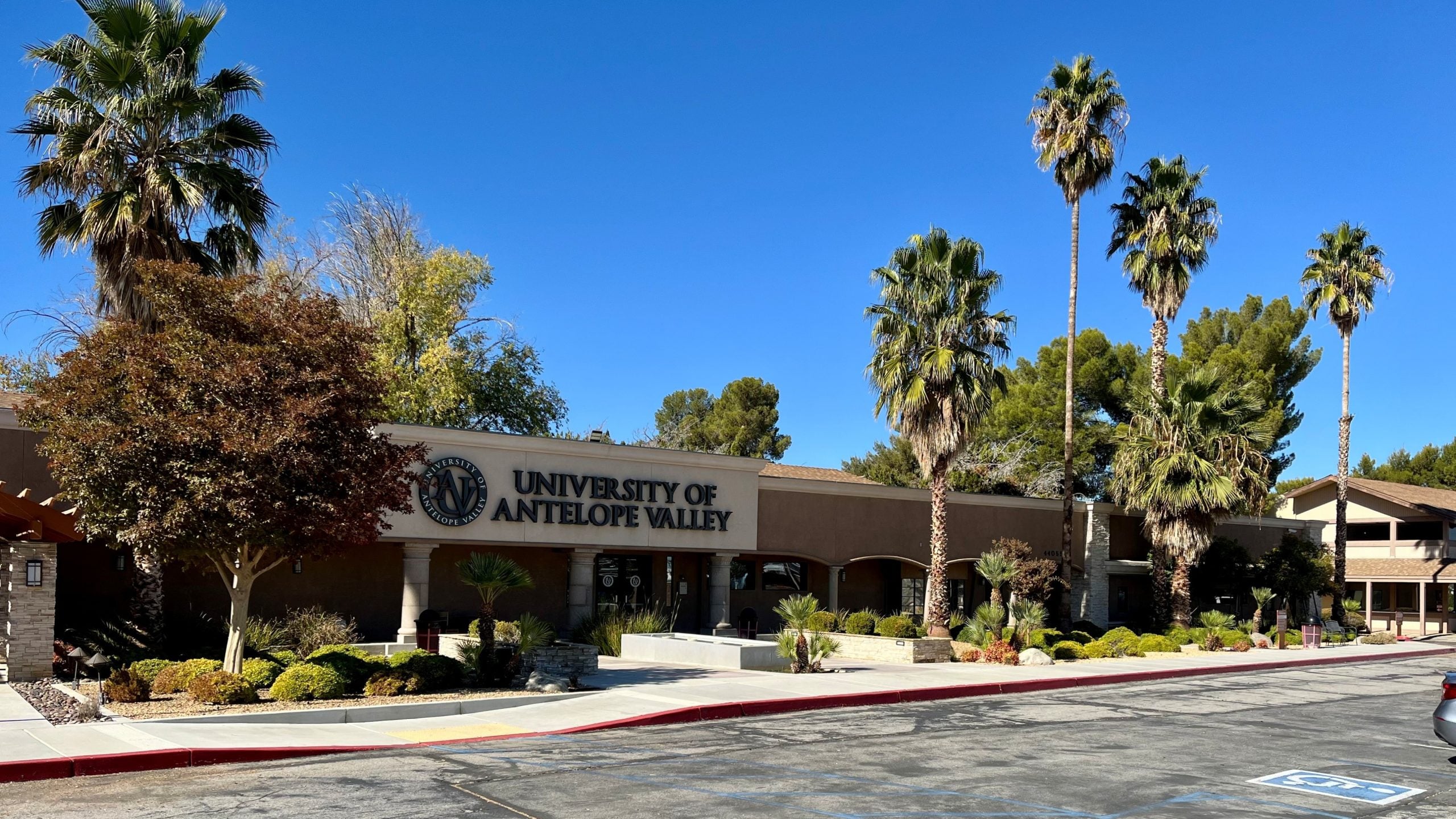 Former Hotel-Turned-University-Campus Trades for Repositioning