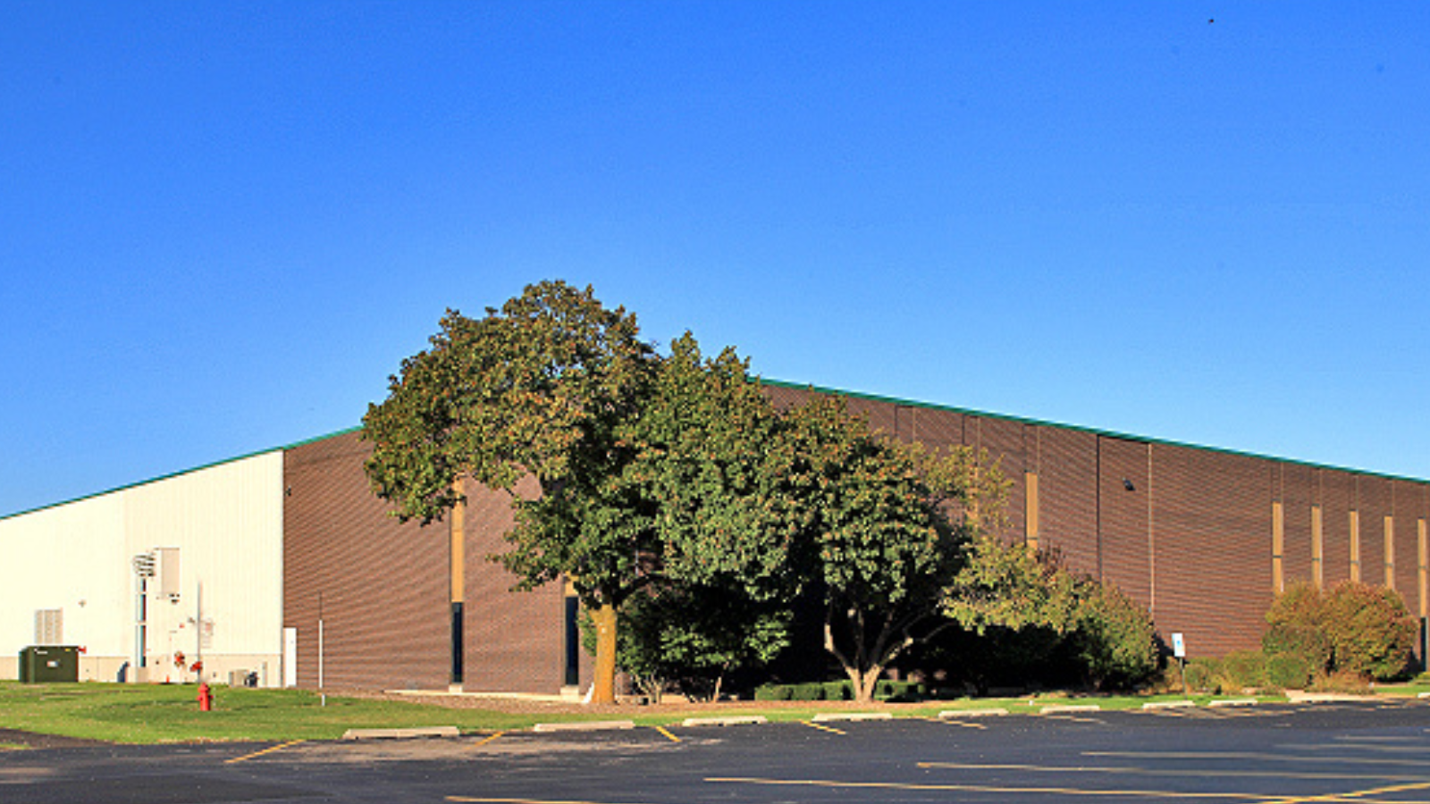 Cawley CRE Completes 287K-SF Industrial Lease in West Chicago