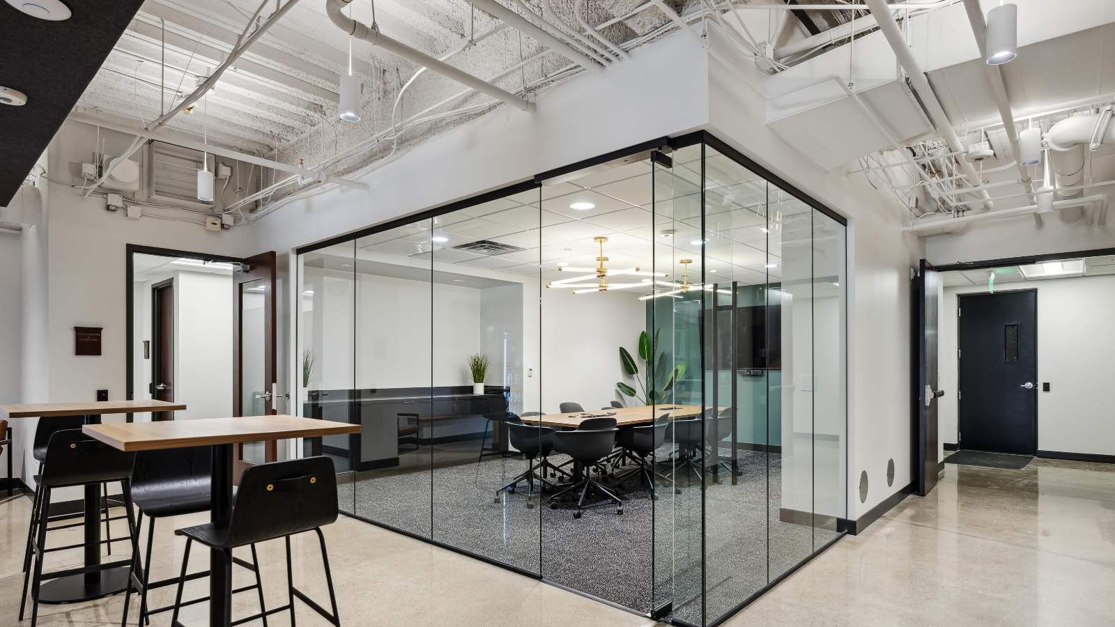 CBRE Arranges $11M Refinancing for Minnesota Office Property