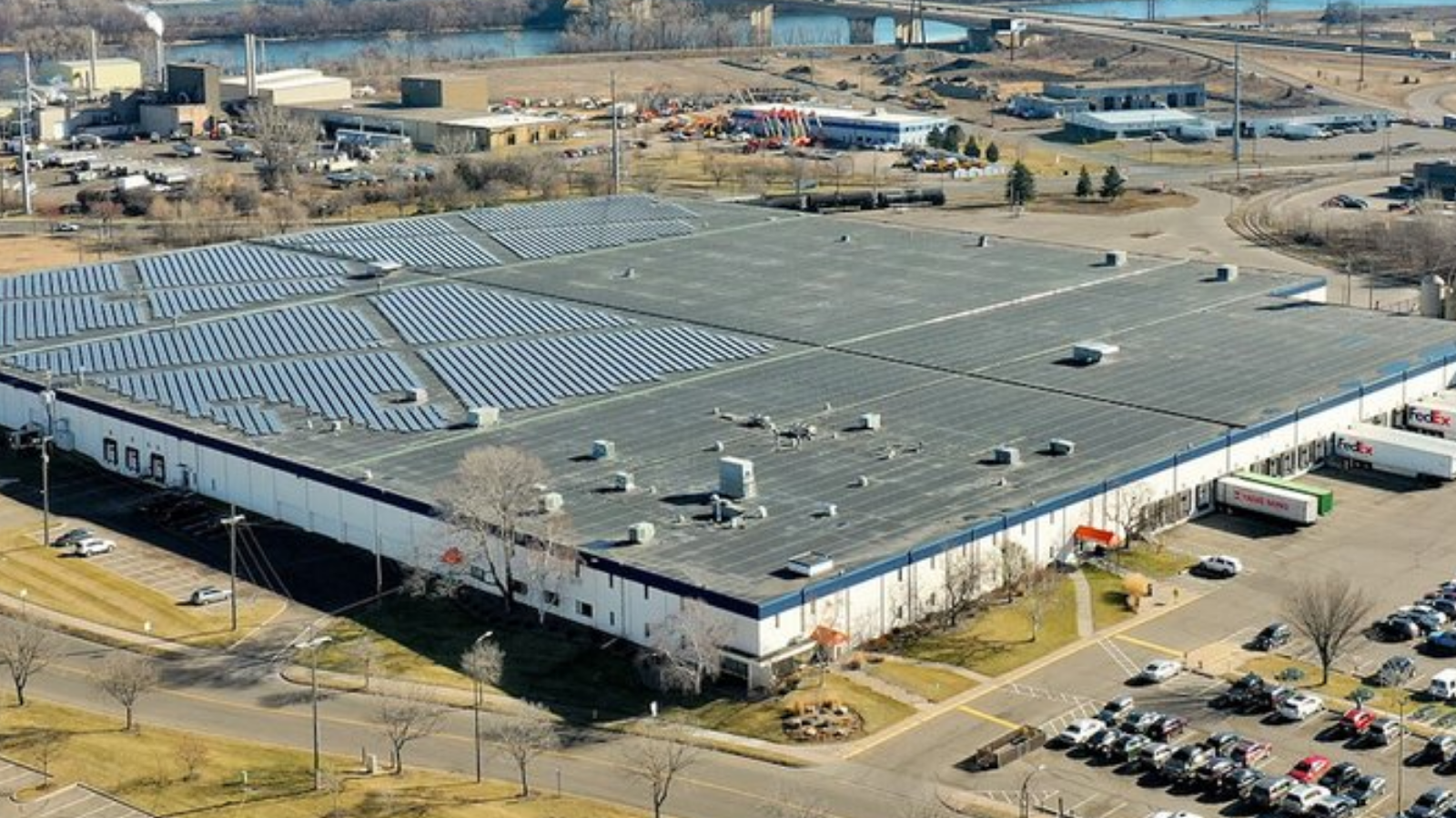 IRG Acquires 423K-SF Distribution Facility in St. Paul