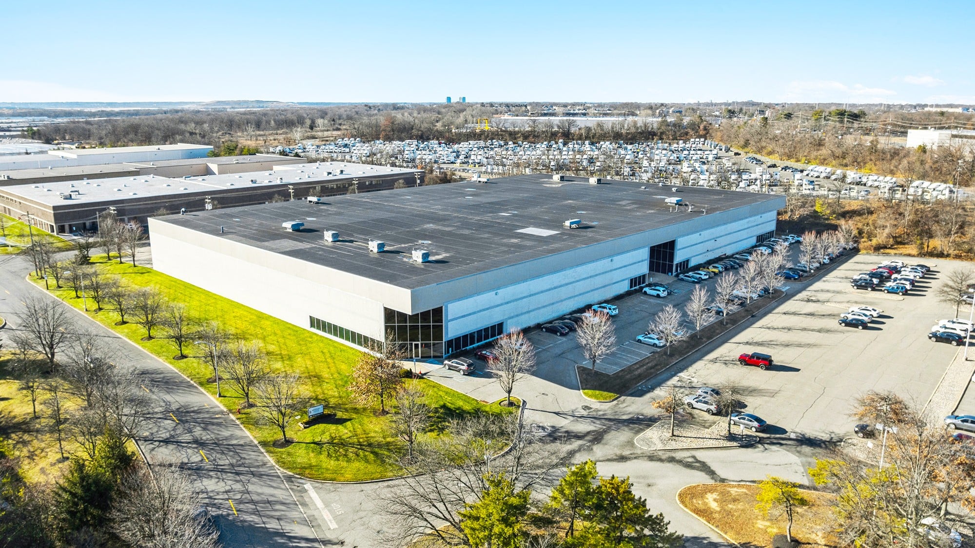 JLL Arranges Permanent Loan for Industrial in NJ’s Exit 10 Submarket