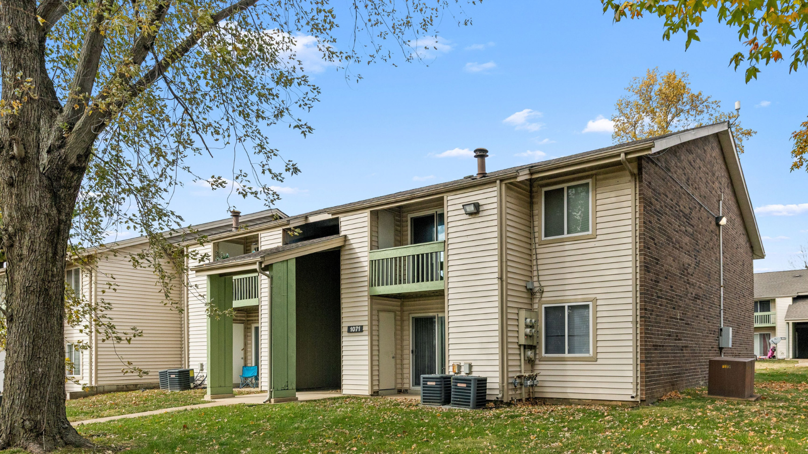 Marcus & Millichap Brokers Sale of 490-Unit Multifamily in St. Louis