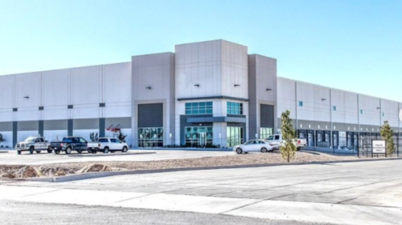 AI Supplier Building $275M El Paso-Area Factory