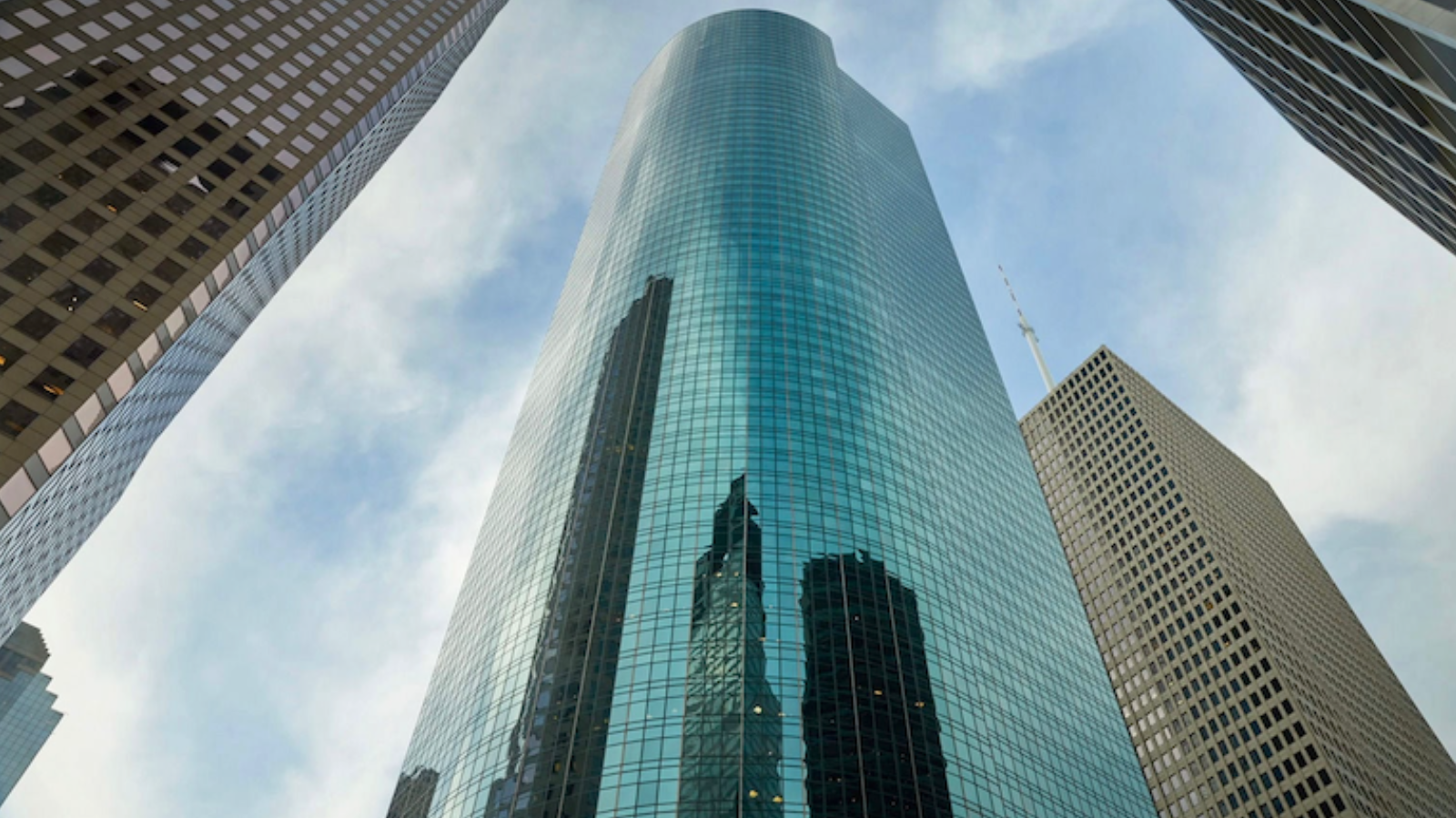 71-Story Houston Office Tower Up for Sale