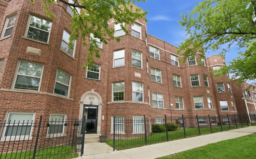 Essex Realty Group Closes 12-Unit Rogers Park Multifamily Transaction