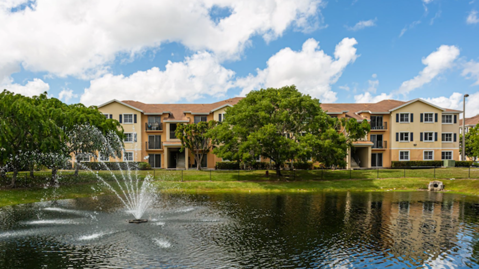 April Housing Obtains $366.1M Refi for 13-Property Florida Portfolio