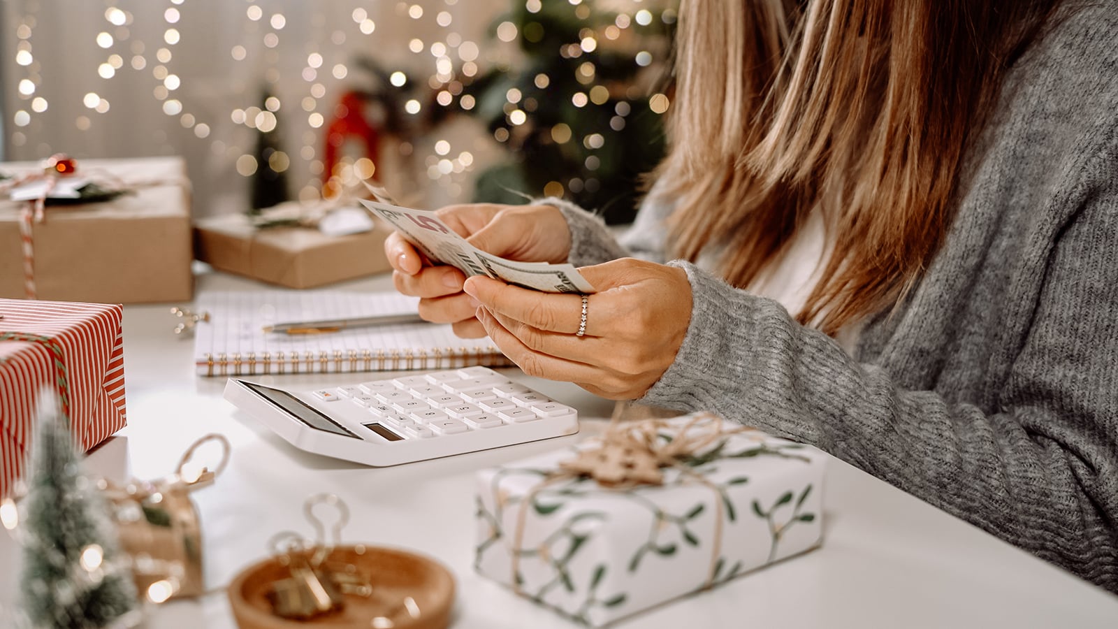 Holiday Budgets Climb 9.7% as Shoppers Trim Gift Lists