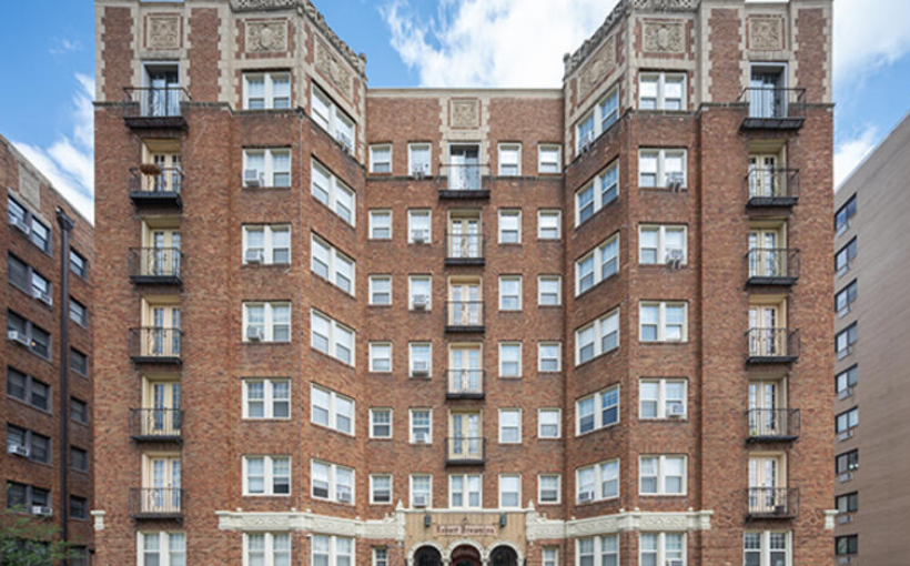 Historic Kansas City Country Club Plaza MF Asset Trades