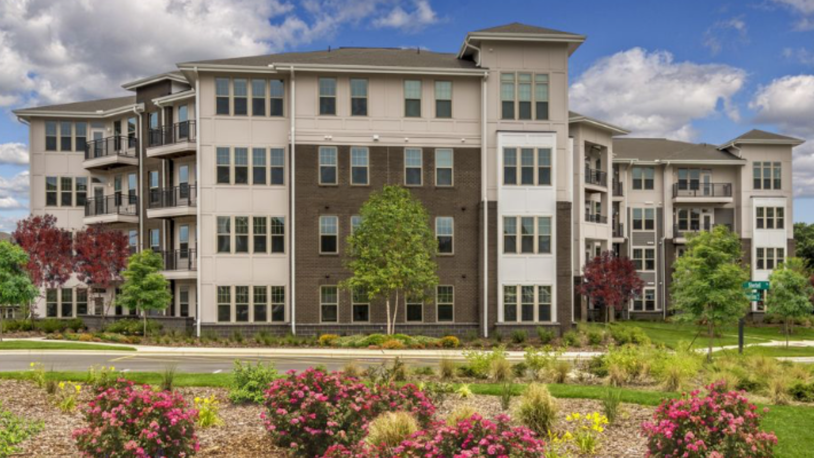 Monroe Developer Advancing 275-Unit Midrise