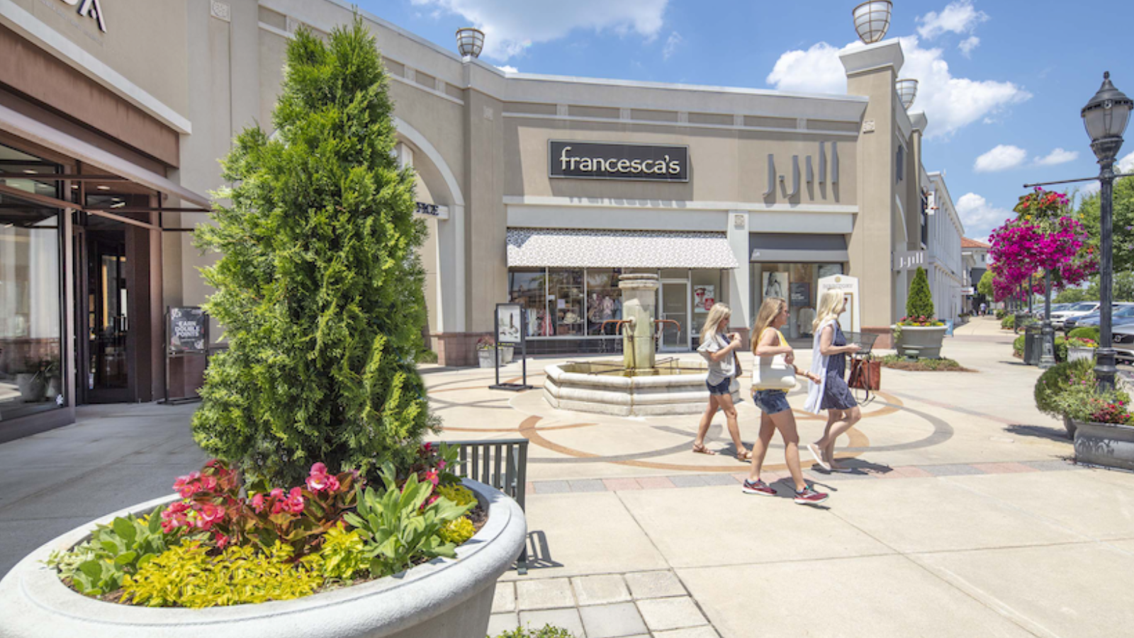 Federal Realty Pays $508M for Birmingham Retail Center